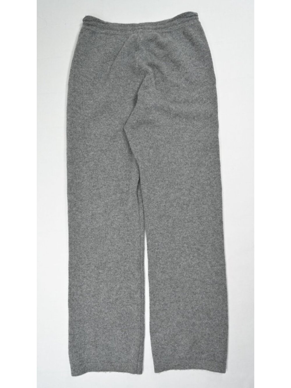 Sporty & Rich Heritage Yankees Serif Cashmere Lounge Pants in Grey - Picture 3 of 4